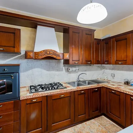 Charming Ortona - Private Parking! *